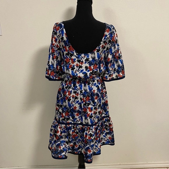 Milly Dress Women’s Size 6 Rose Hibiscus Print 100% Silk Dress - Picture 7 of 15